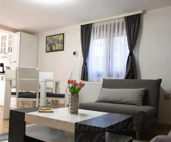 Planinska Dolina شقة