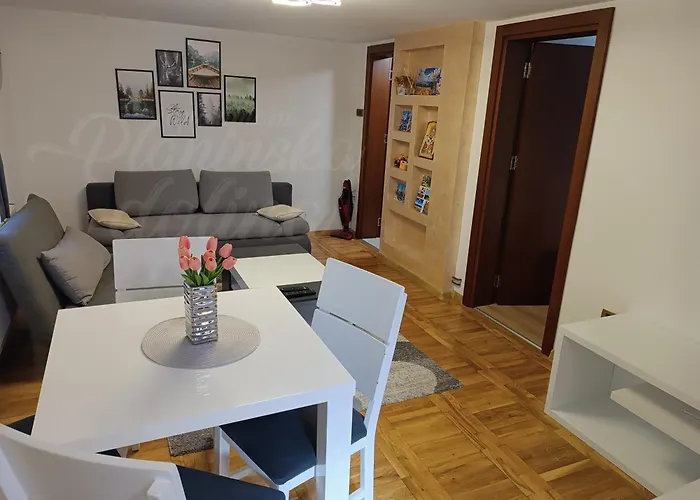 Planinska Dolina شقة